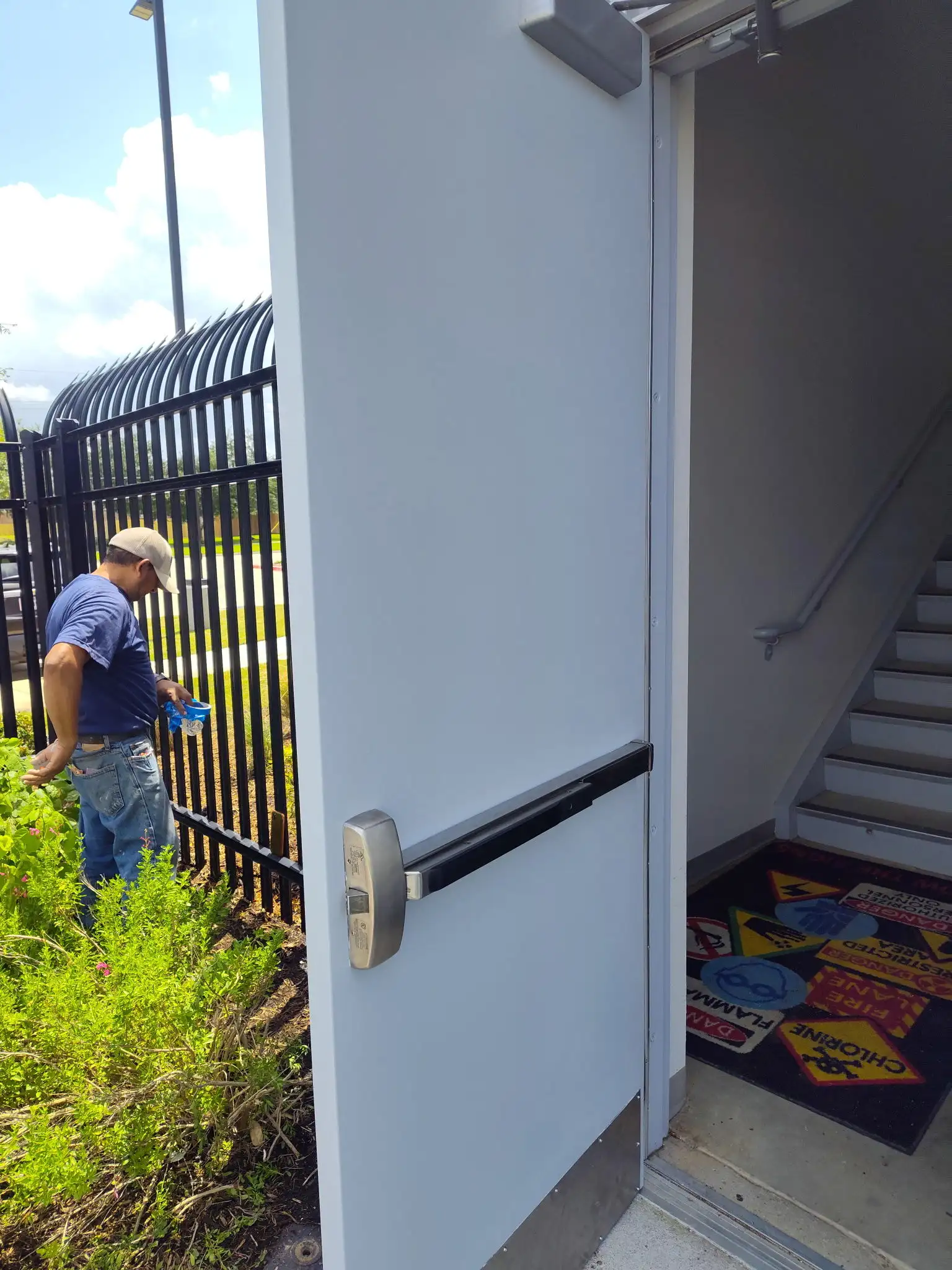 6E5B73AC-2400-4DA6-B034-517D8FAB5BEC